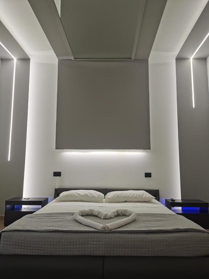 Catania Station Luxury Suite Exterior photo