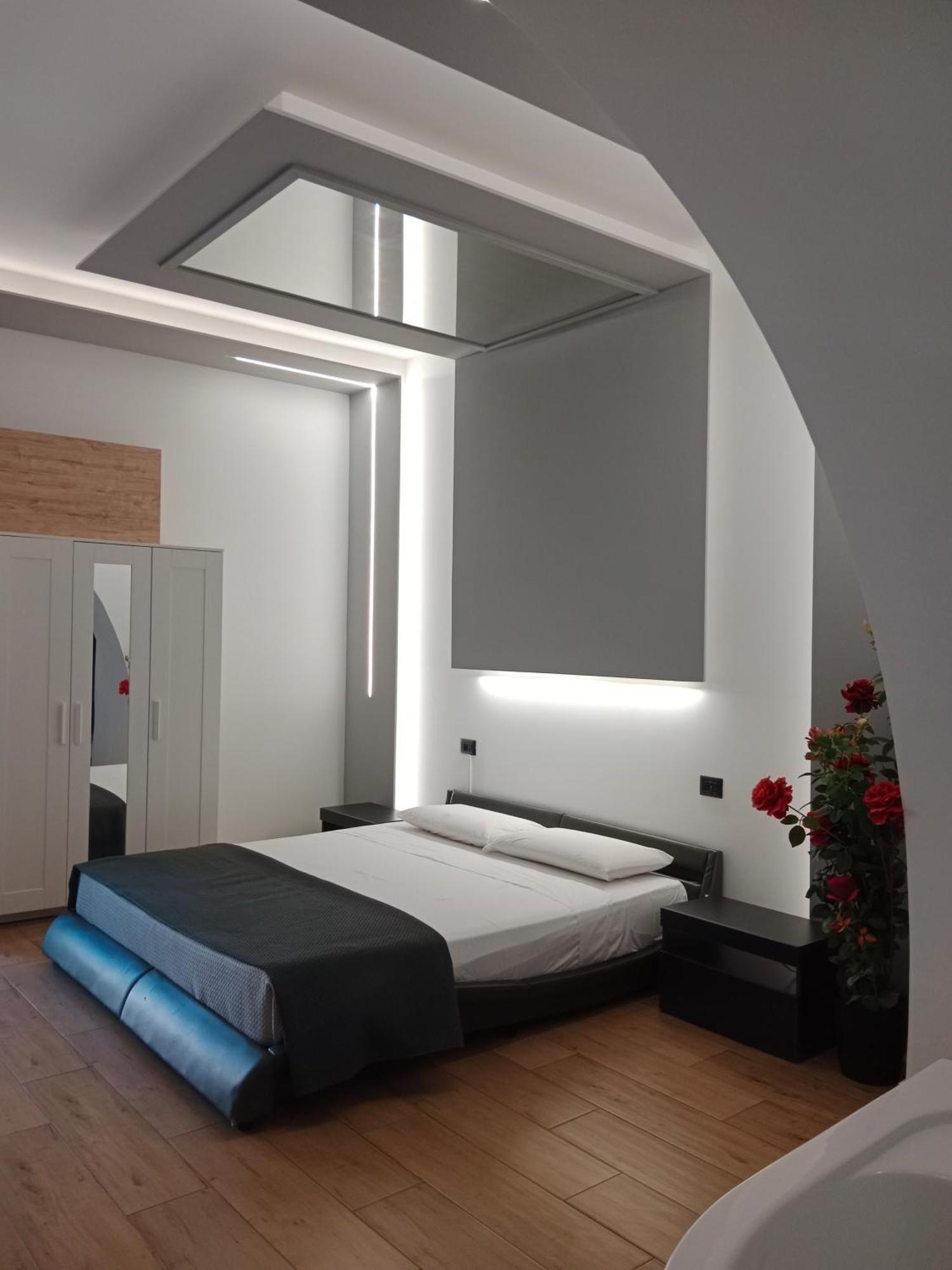 Catania Station Luxury Suite Exterior photo