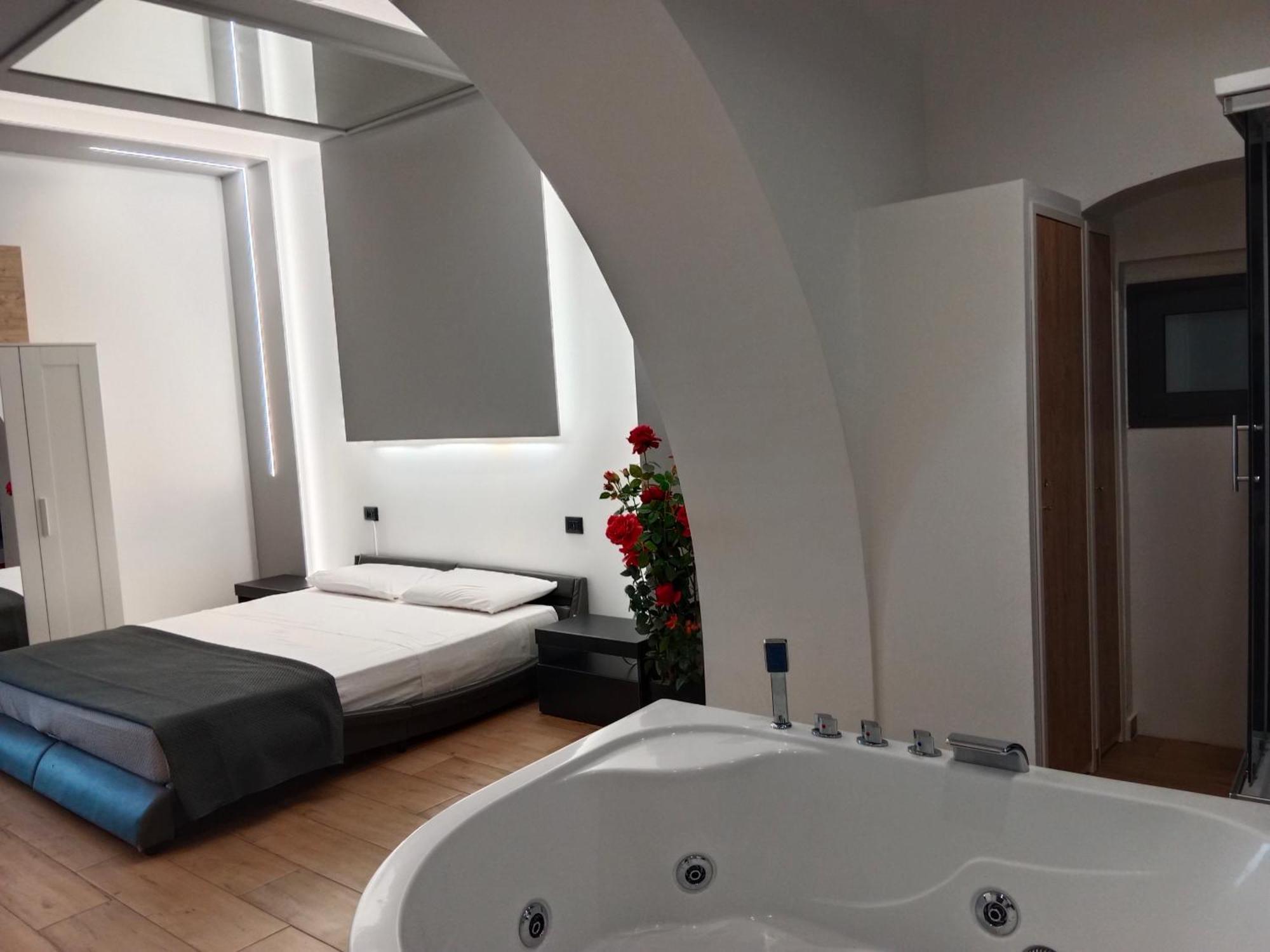 Catania Station Luxury Suite Exterior photo
